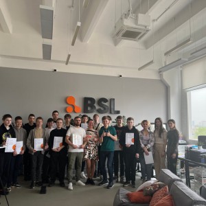 Наши резиденты проходят стажировку в IT-компании BSL - Школа программирования для детей, компьютерные курсы для школьников, начинающих и подростков - KIBERone г. Грозный